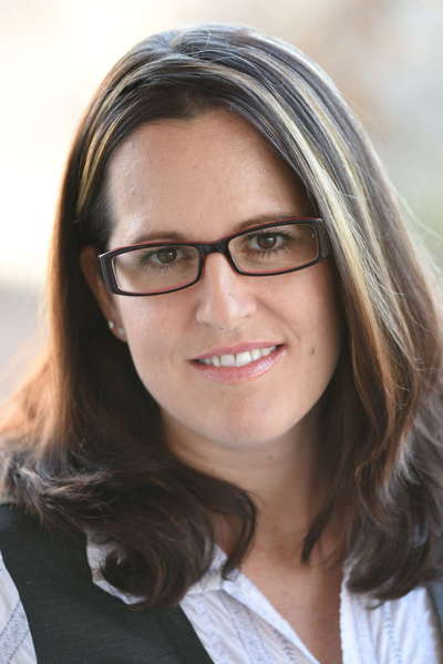 Jennifer headshot